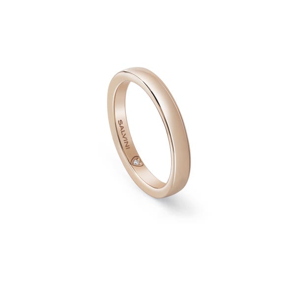 Pink gold wedding ring with diamond